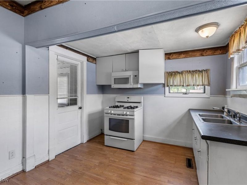 210 E Church Street, Woodsfield, OH 43793 Photo 16