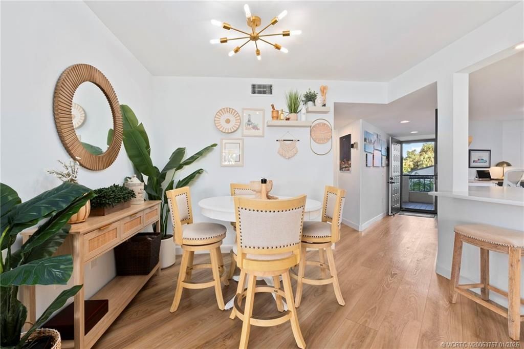 625 NW North River Drive, Unit 205, Stuart, FL 34994 Photo