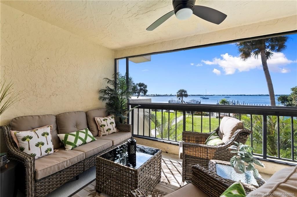 625 NW North River Drive, Unit 205, Stuart, FL 34994 Photo