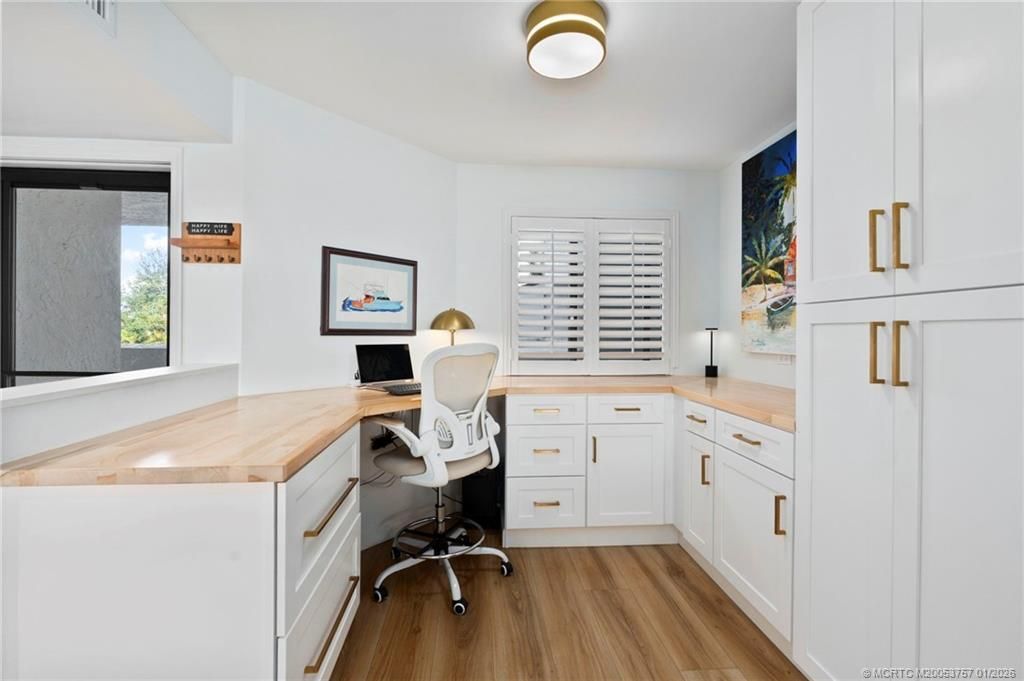 625 NW North River Drive, Unit 205, Stuart, FL 34994 Photo