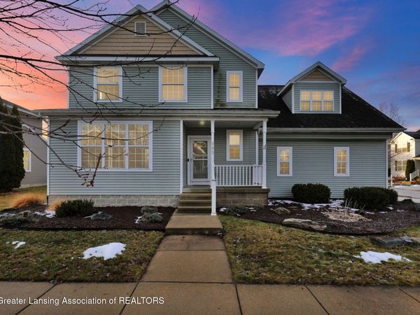 695 Phoebe Lane, East Lansing, MI 48823