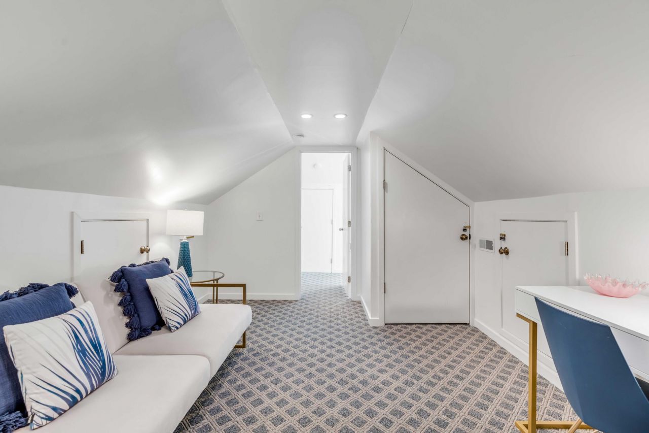 9000 Palmetto Drive Photo 27