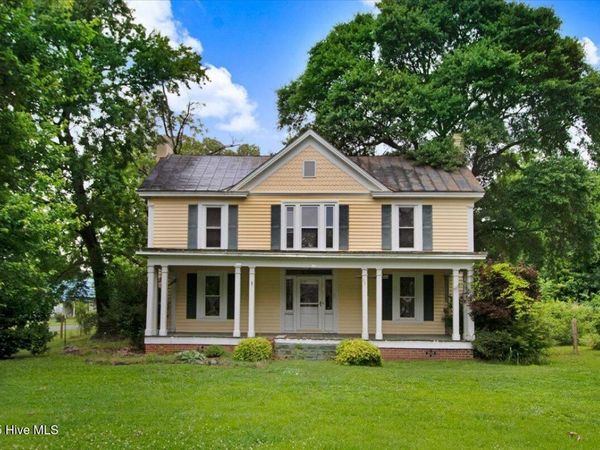 105 W Wayne Street, Fremont, NC 27830