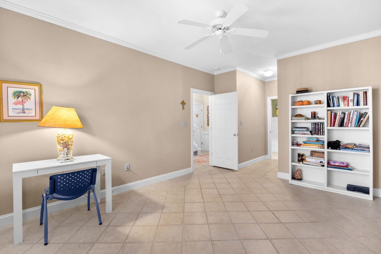 489 Golden Bear Dr. Photo 14