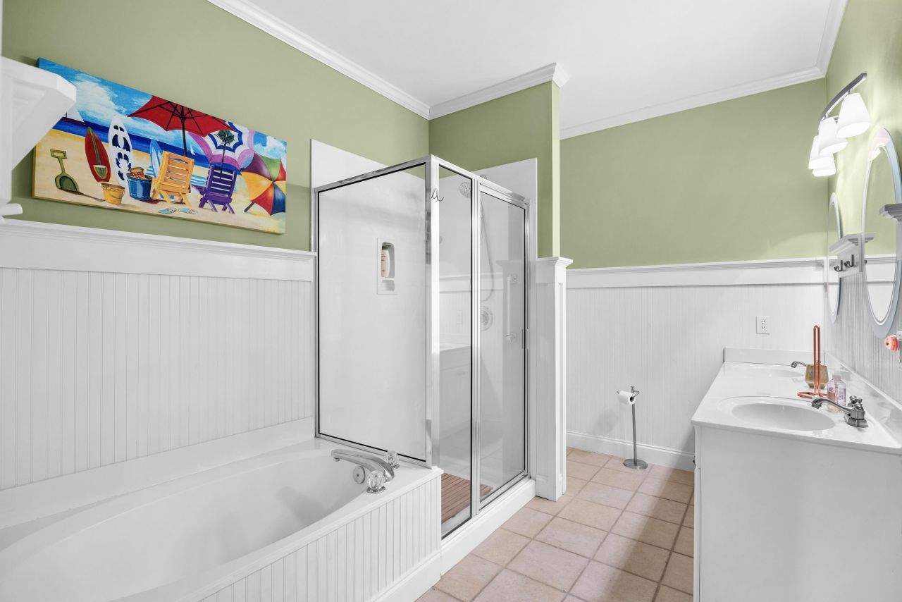 489 Golden Bear Dr. Photo 16