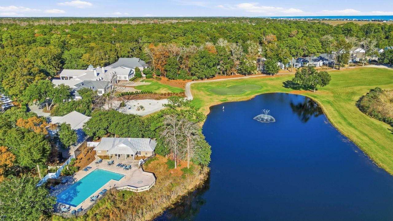 489 Golden Bear Dr. Photo 32