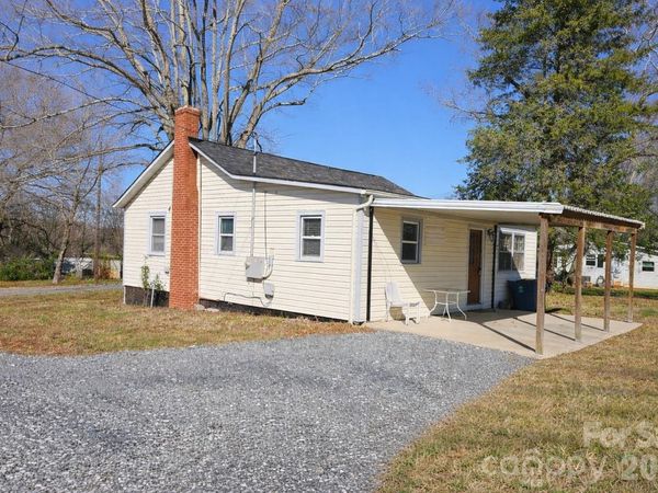 116 Barnes Lane, Stony Point, NC 28678