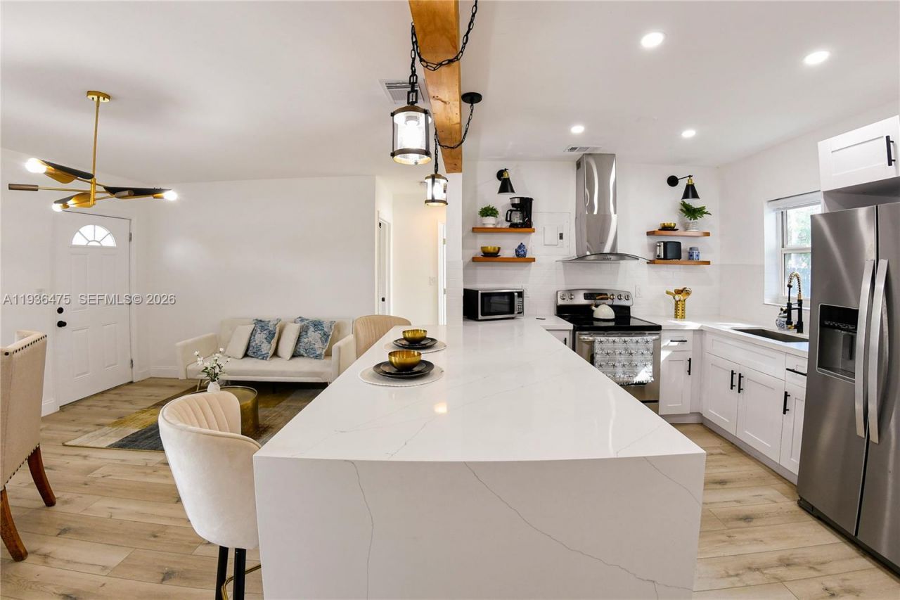 1032 NW 11th Pl, Fort Lauderdale, FL 33311 Photo