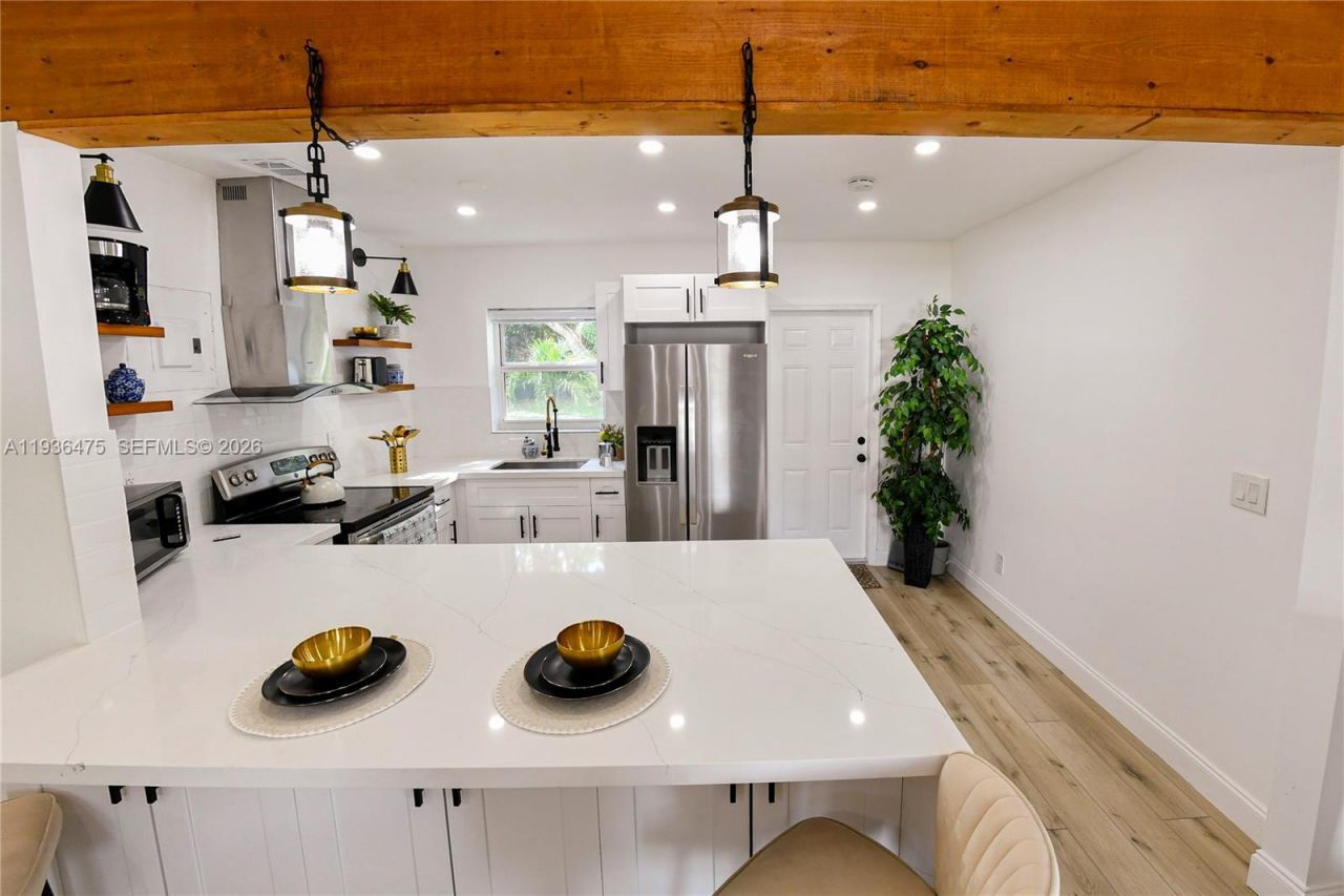 1032 NW 11th Pl, Fort Lauderdale, FL 33311 Photo