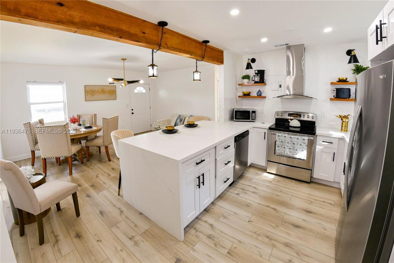 1032 NW 11th Pl, Fort Lauderdale, FL 33311 Photo