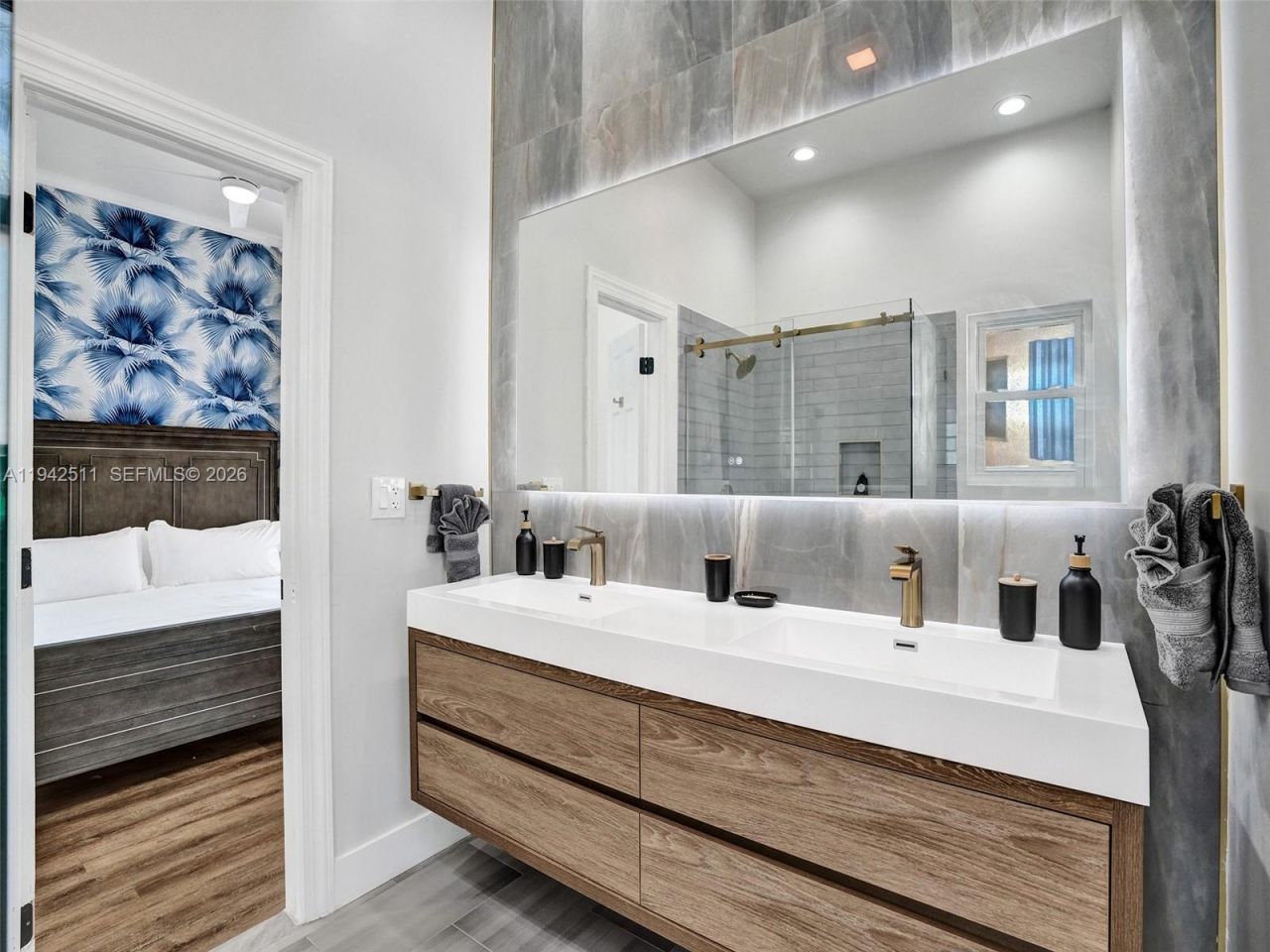 1128 Tyler St, Hollywood, FL 33019 Photo