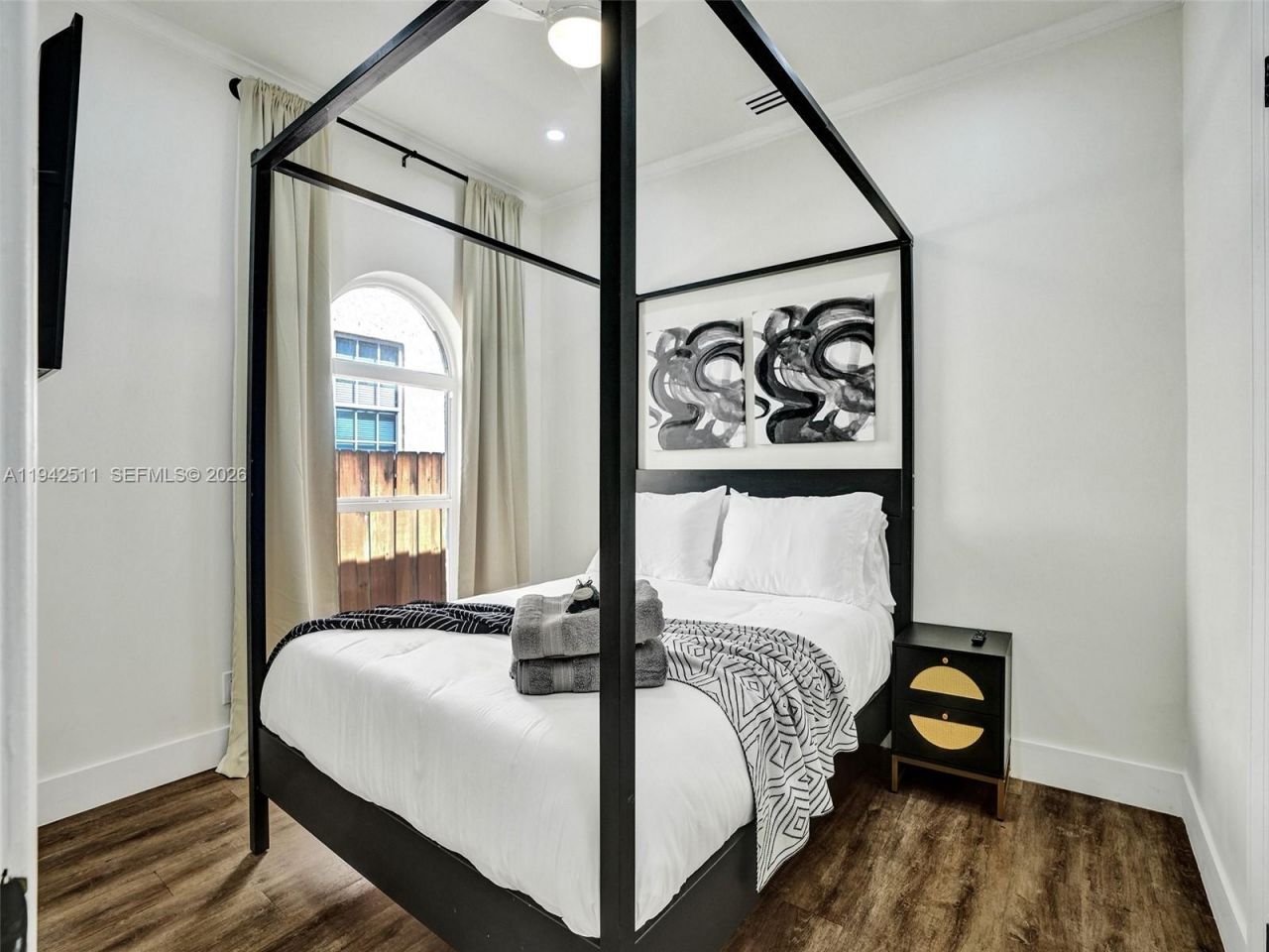 1128 Tyler St, Hollywood, FL 33019 Photo