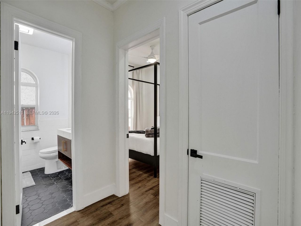 1128 Tyler St, Hollywood, FL 33019 Photo