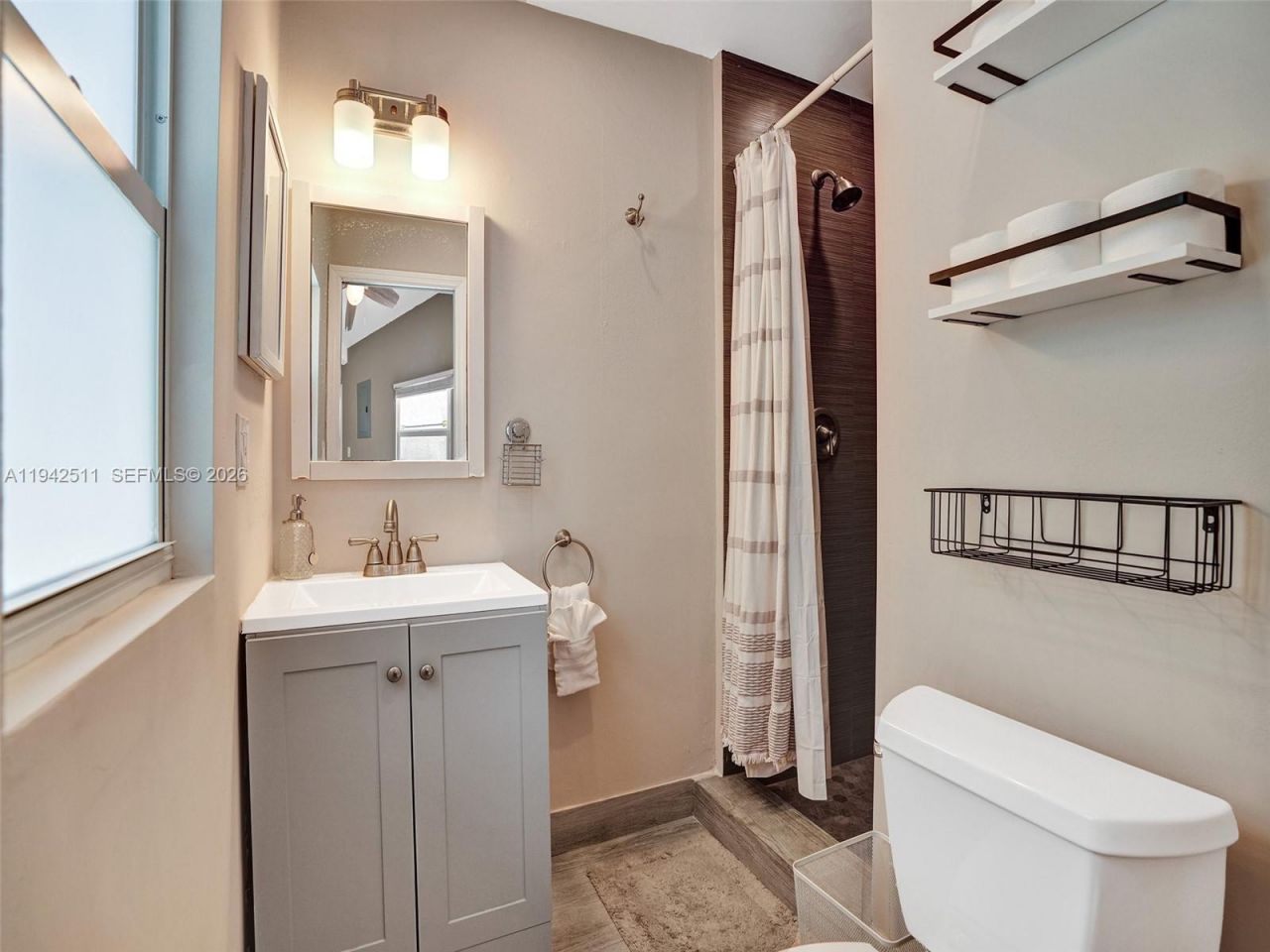 1128 Tyler St, Hollywood, FL 33019 Photo