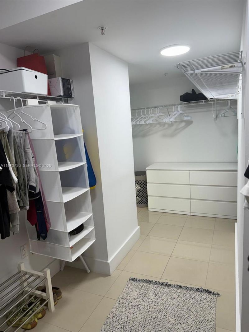 41 SE 5th St, Unit 2010, Miami, FL 33131 Photo