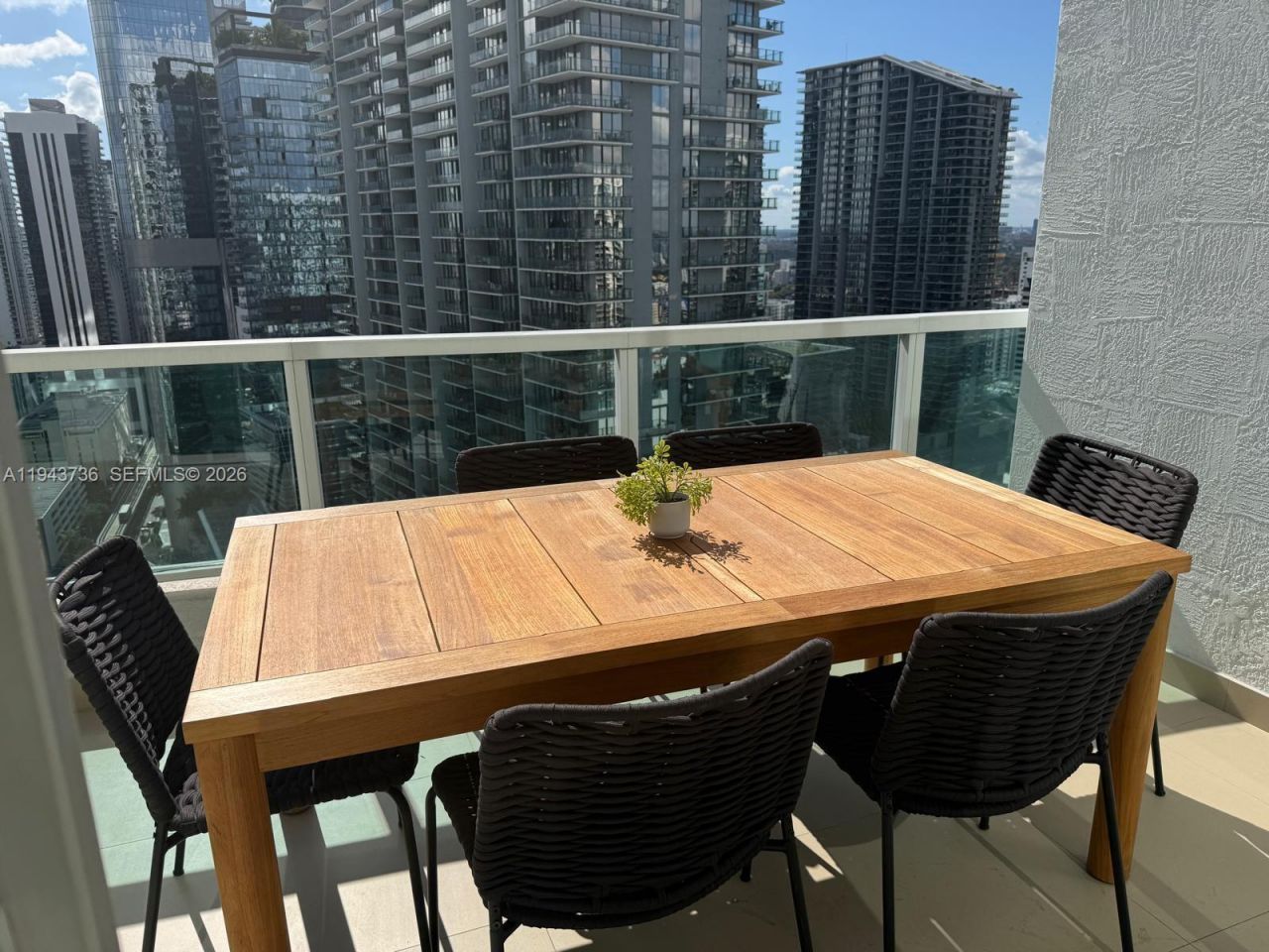 41 SE 5th St, Unit 2010, Miami, FL 33131 Photo