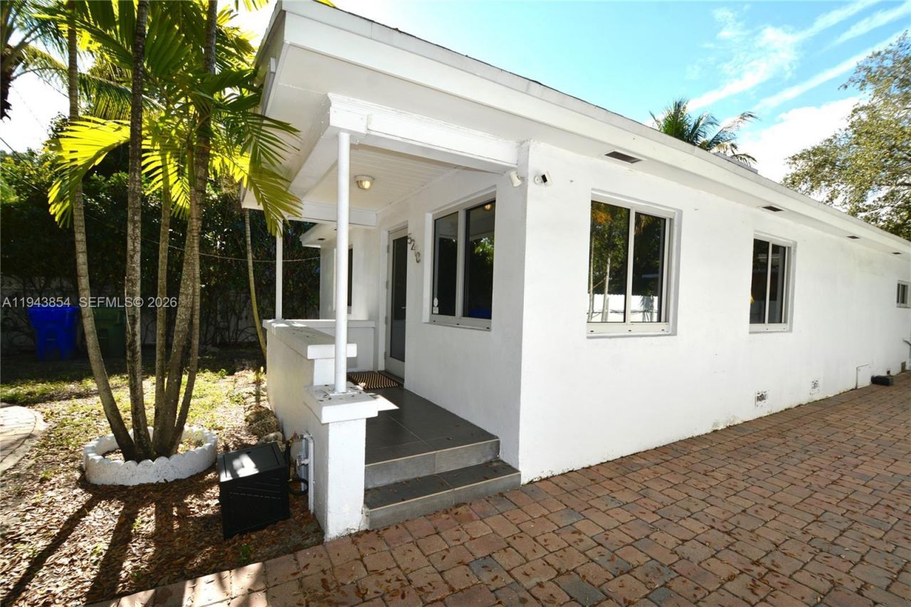 5210 NW 5th Ave, Miami, FL 33127 Photo