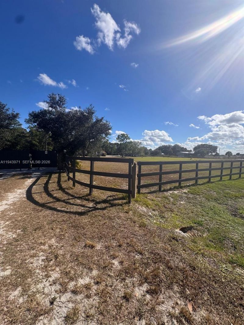 1525 Hendry Isles Blvd, Clewiston, FL 33440 Photo