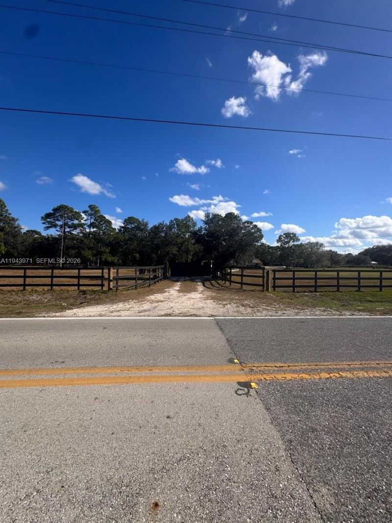 1525 Hendry Isles Blvd, Clewiston, FL 33440 Photo