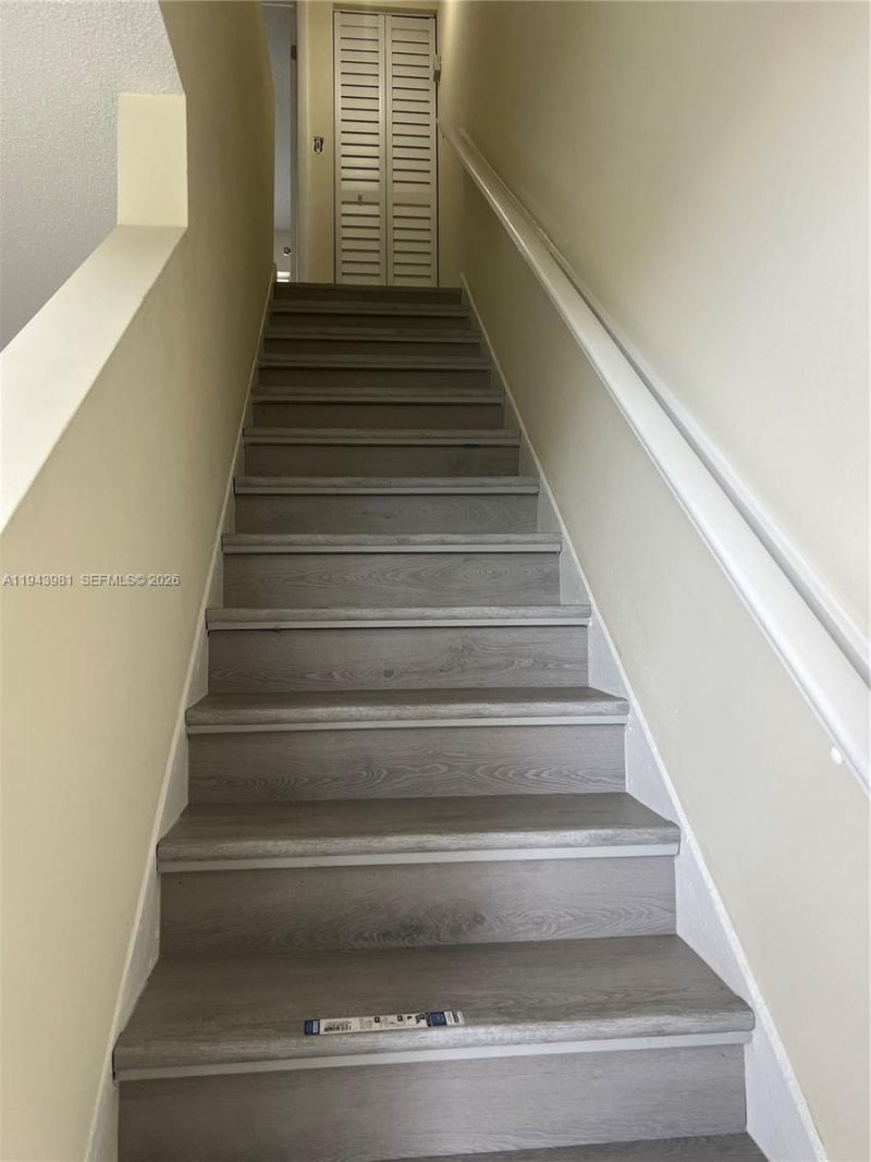 260 NW 107th Ave, Unit 212, Miami, FL 33172 Photo