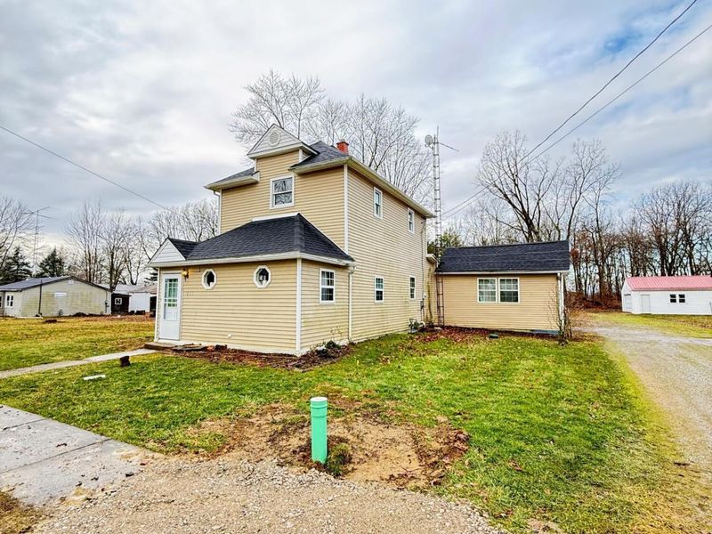 231 S Green Street, Morral, OH 43337 Photo 2