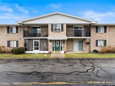 1158 Indian Church Road, Unit 7, West Seneca, NY 14224