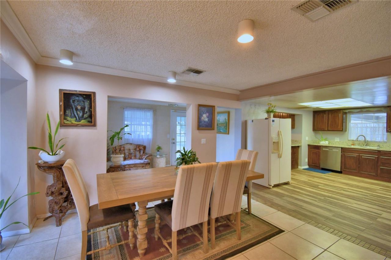 201 Lake Bonny Drive E, Lakeland, FL 33801 Photo