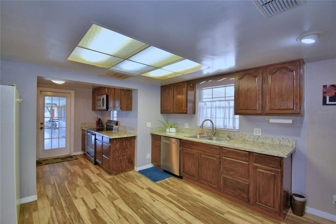 201 Lake Bonny Drive E, Lakeland, FL 33801 Photo