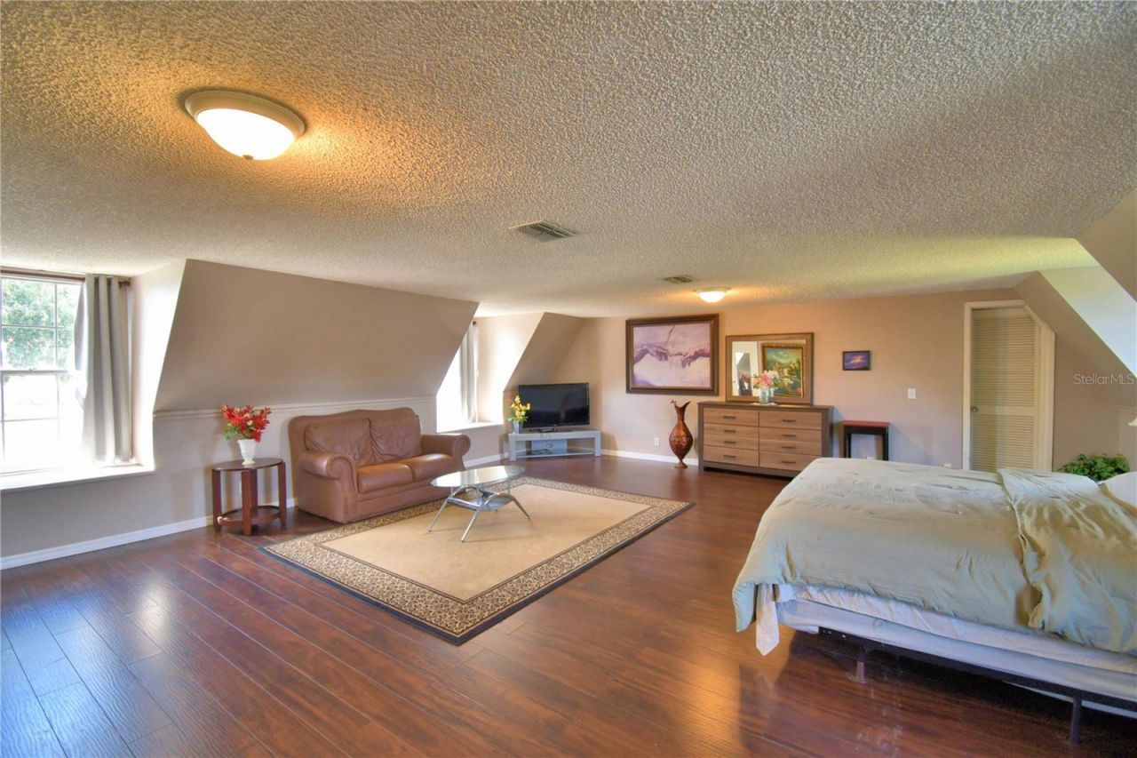 201 Lake Bonny Drive E, Lakeland, FL 33801 Photo
