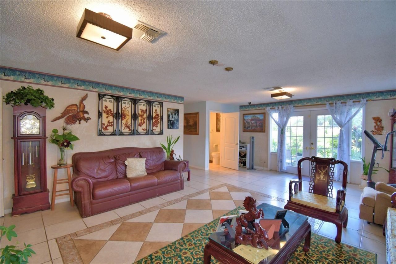 201 Lake Bonny Drive E, Lakeland, FL 33801 Photo