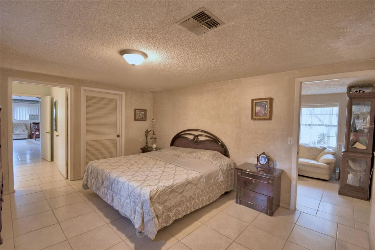 201 Lake Bonny Drive E, Lakeland, FL 33801 Photo