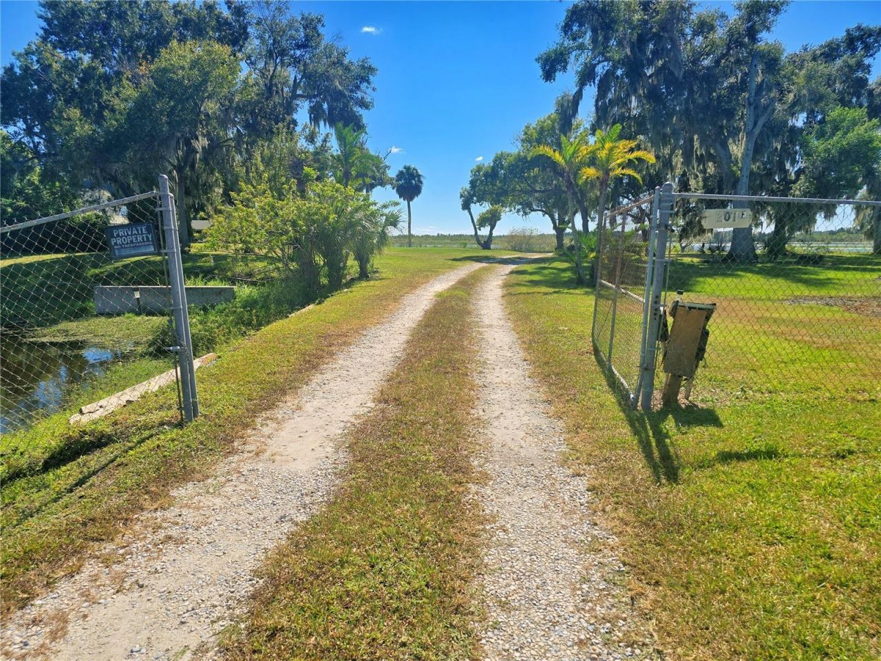201 Lake Bonny Drive E, Lakeland, FL 33801 Photo