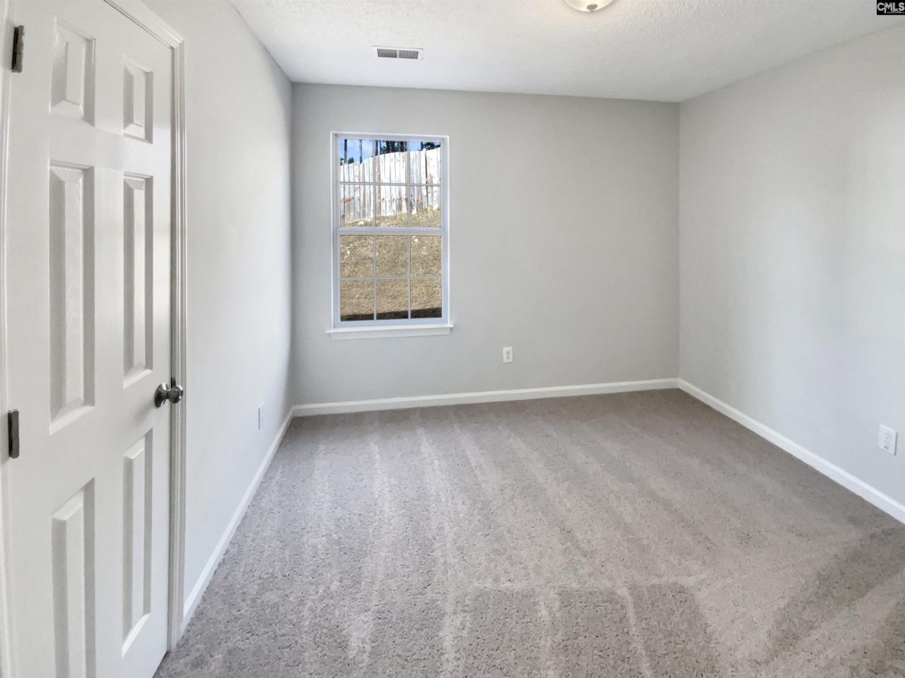 116 Crown Colony Court Photo 16