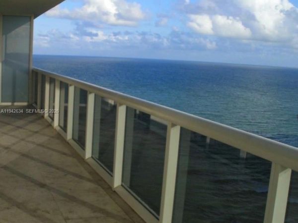 1830 S Ocean Dr, Unit 2003, Hallandale Beach, FL 33009