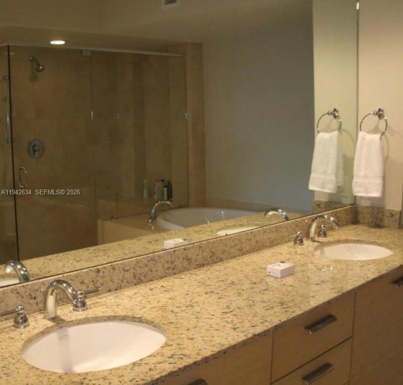 1830 S Ocean Dr, Unit 2003, Hallandale Beach, FL 33009 Photo