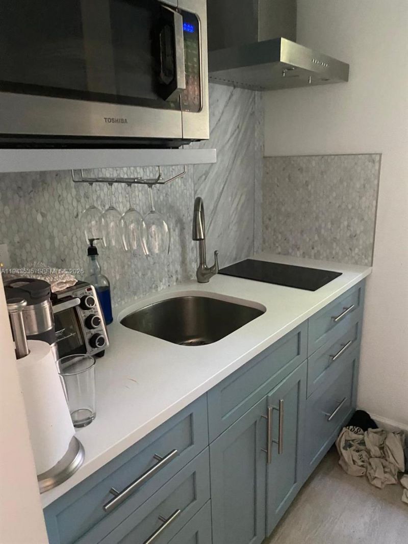 1321 Asturia Ave, Unit REAR, Coral Gables, FL 33134 Photo