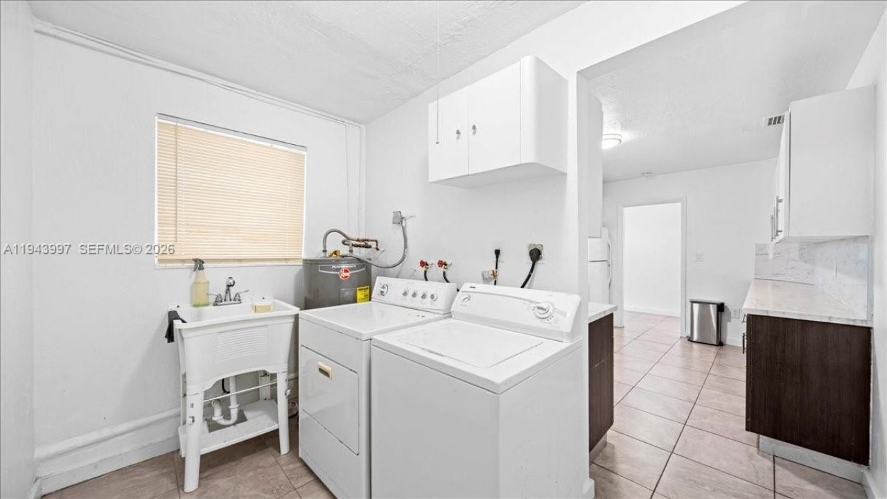 18502 NW 23rd Ct, Miami Gardens, FL 33056 Photo