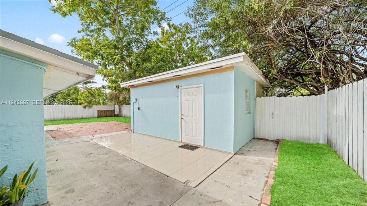 18502 NW 23rd Ct, Miami Gardens, FL 33056 Photo