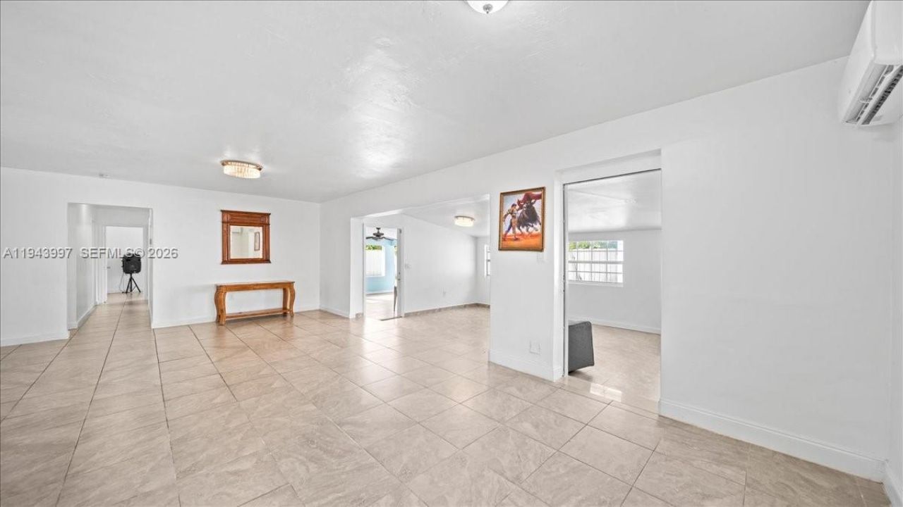 18502 NW 23rd Ct, Miami Gardens, FL 33056 Photo