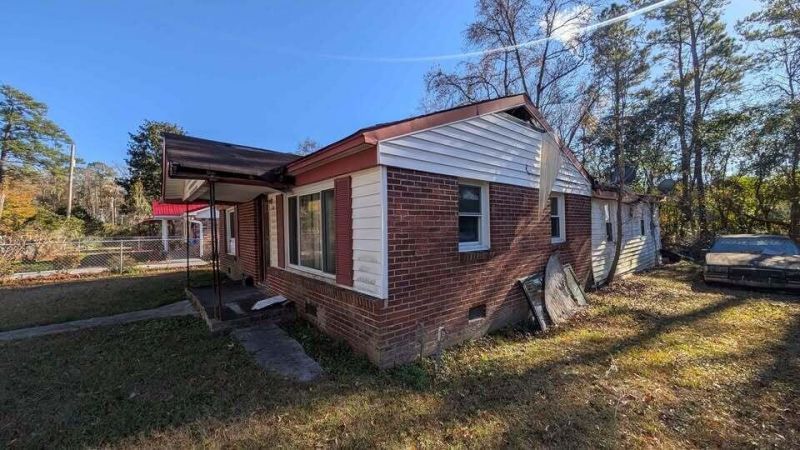 126 Fennick Dr Drive Photo 3