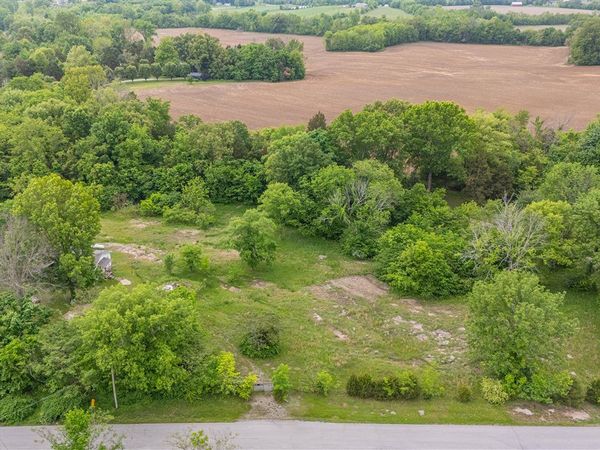 751 Jack Simmons Road , Bowling Green, KY 42101