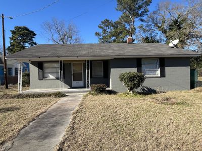 850 Hampton Street, Elloree, SC 29047