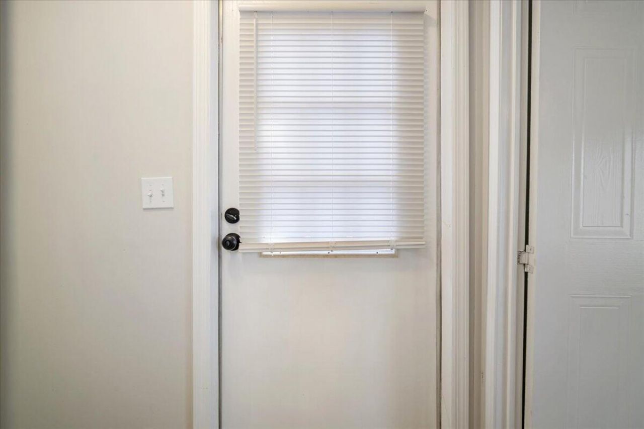 1011 Ridge Road Photo 15