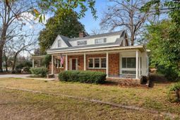 1403 Lyttleton Street photo 4