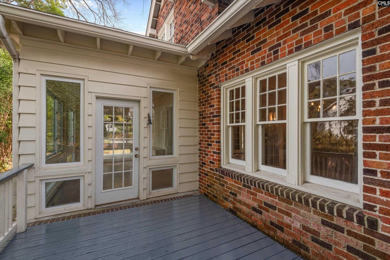 1403 Lyttleton Street Photo 37