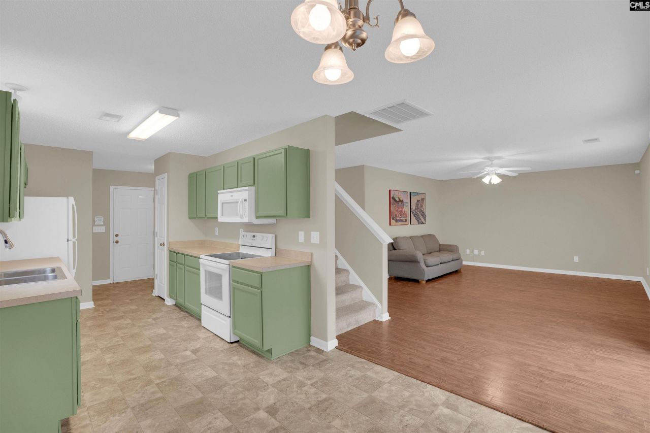 1019 Glencroft Drive Photo 11