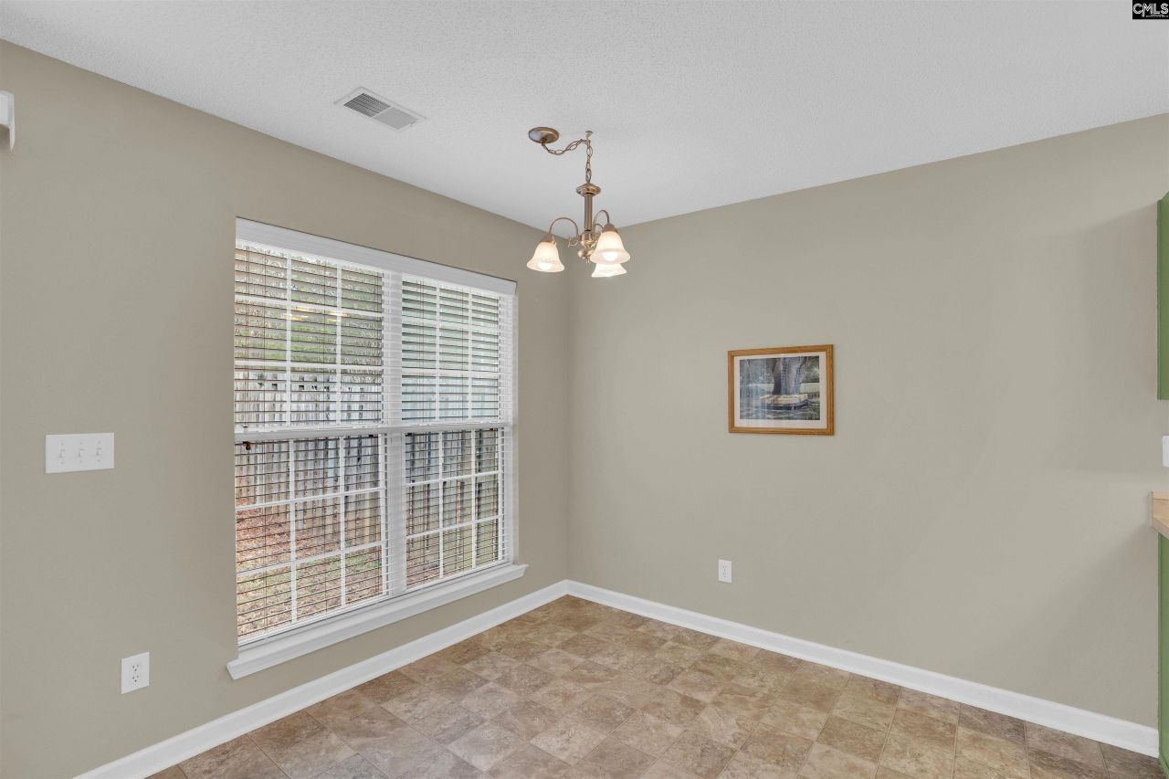 1019 Glencroft Drive Photo 12