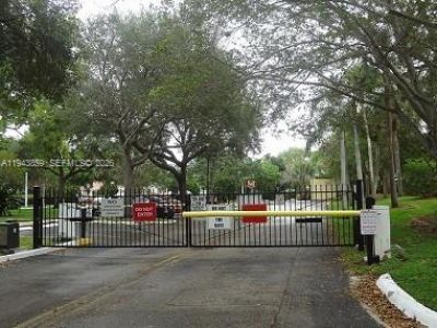 10125 W Sunrise Blvd , Unit 104, Plantation, FL 33322 Photo