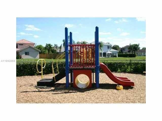 10125 W Sunrise Blvd , Unit 104, Plantation, FL 33322 Photo