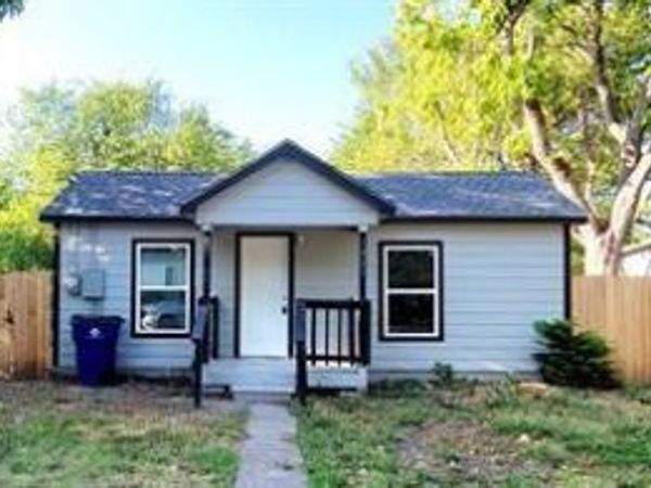 1221 Stanford Street, Greenville, TX 75401